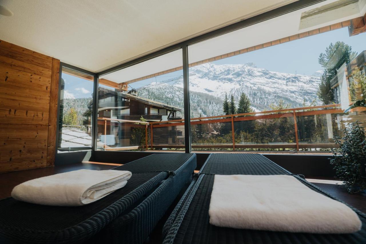 Wellnesshotel Schweizerhof Saas Fee المظهر الخارجي الصورة