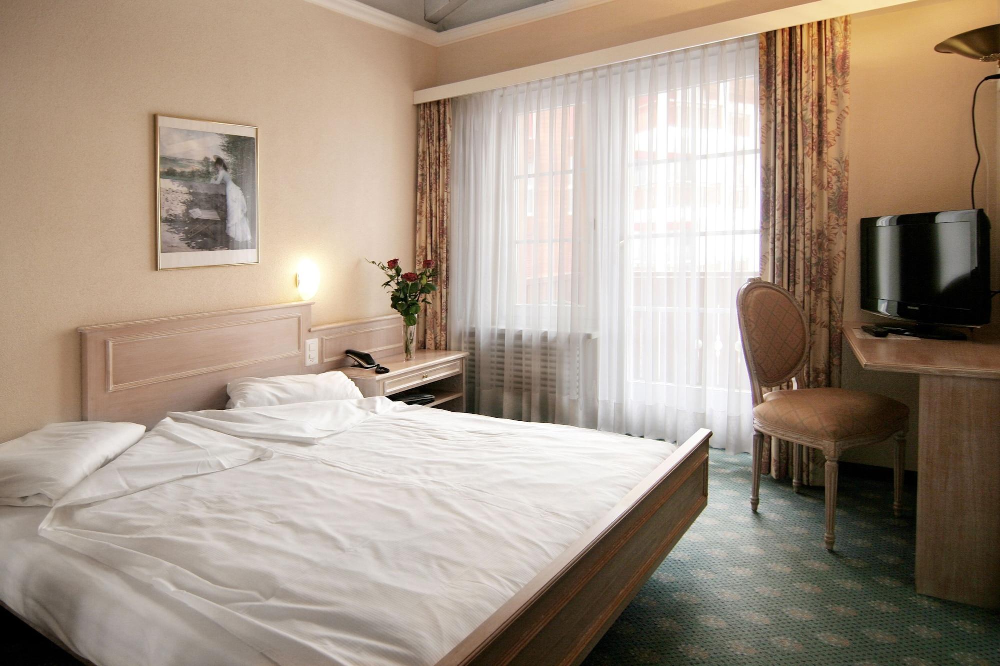 Wellnesshotel Schweizerhof Saas Fee المظهر الخارجي الصورة
