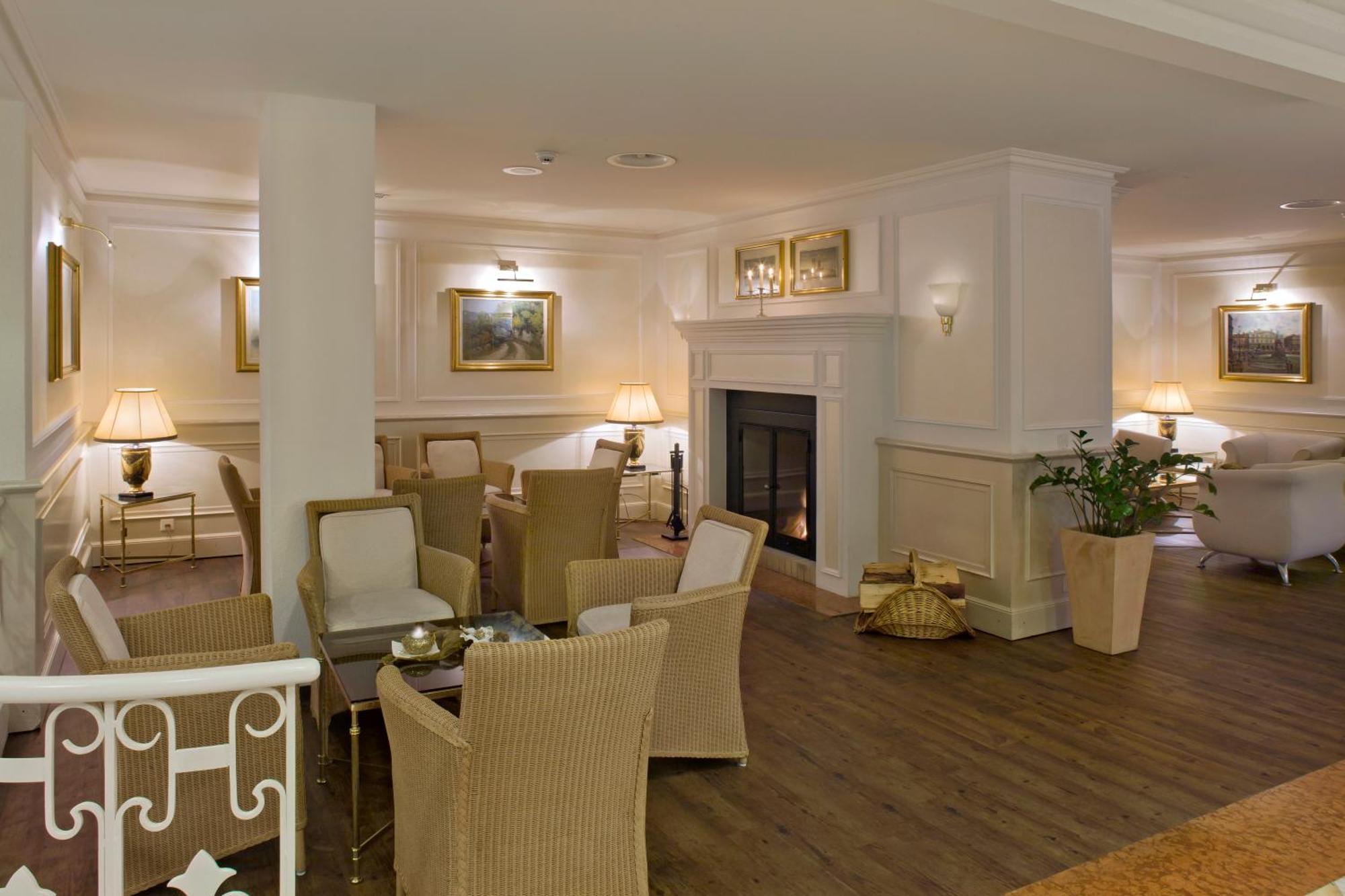 Wellnesshotel Schweizerhof Saas Fee المظهر الخارجي الصورة