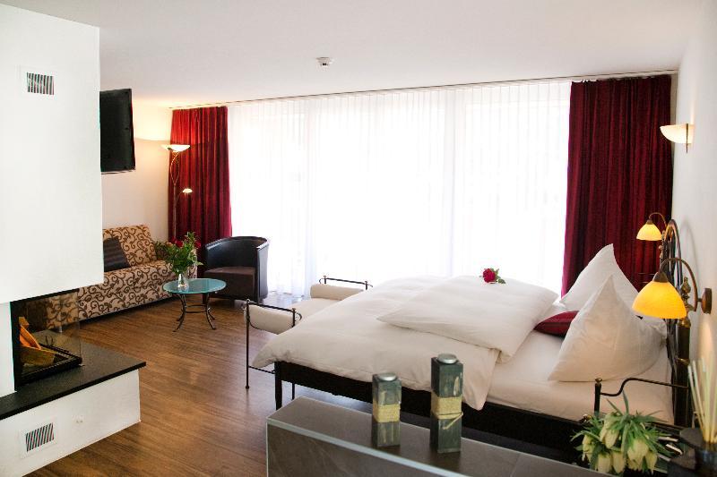 Wellnesshotel Schweizerhof Saas Fee المظهر الخارجي الصورة